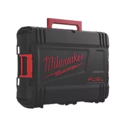 Milwaukee M18FNCS18GS-202X 6.35mm 18V 2 x 2.0Ah Li-Ion RedLithium Brushless First Fix Cordless Nail Gun -Collated Nails Shop 431XH A4