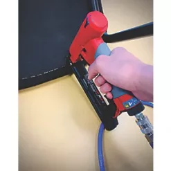 Senco SFT10XP-C 16mm Fine Wire Air Stapler -Collated Nails Shop 553XK A2